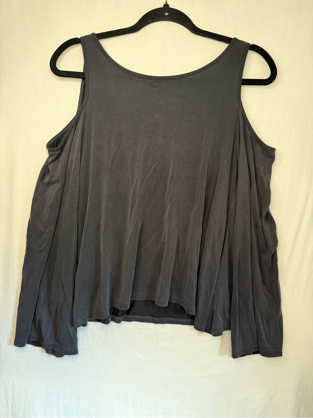 Hollister Charcoal Cold-Shoulder Swing Tank M